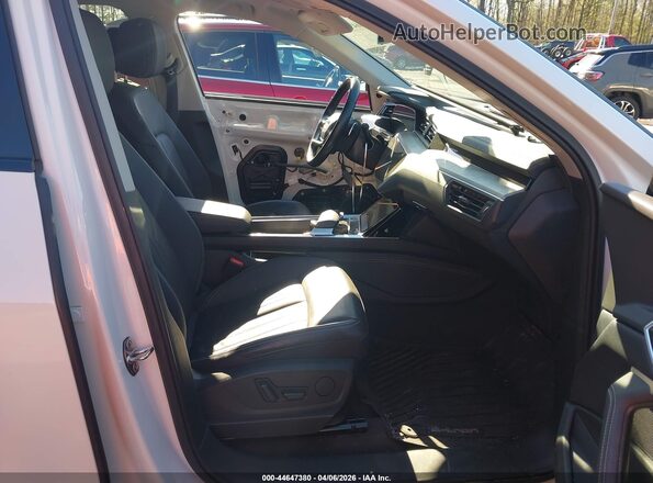 WA1AAAGE0MB031665 2021 AUDI E-TRON White Vista interior delantera