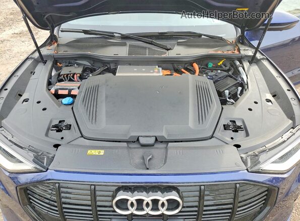 WA1AAAGE6NB007758 2022 AUDI E-TRON Blue 