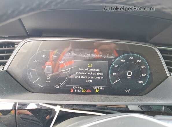 WA1AAAGE6NB007758 2022 AUDI E-TRON Blue 