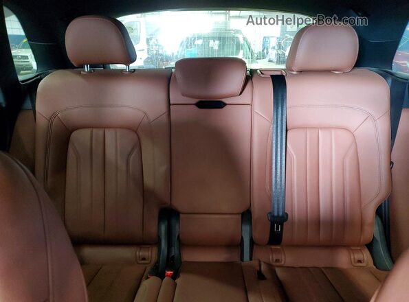 WA1ABAFY5R2082658 2024 AUDI Q5 Blue Widok tylnych siedzeń