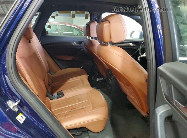 WA1ABAFY5R2082658 2024 AUDI Q5 Blue Widok wnętrza z tyłu