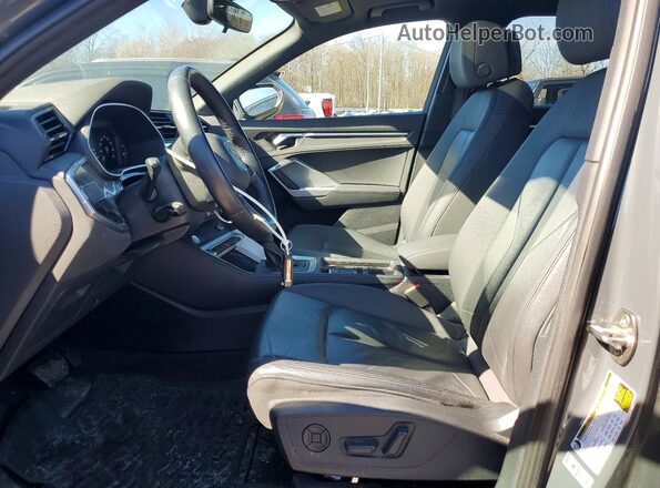 WA1AECF32L1002270 2020 AUDI Q3 Gray Widok wnętrza z przodu