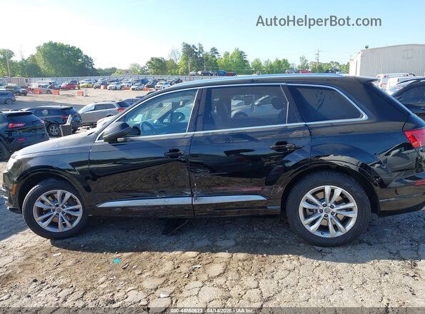 WA1AHAF7XHD048062 2017 AUDI Q7 Black 360 interior view