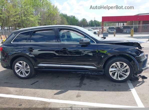 WA1AJAF76MD031595 2021 AUDI Q7 Black Widok wnętrza z tyłu