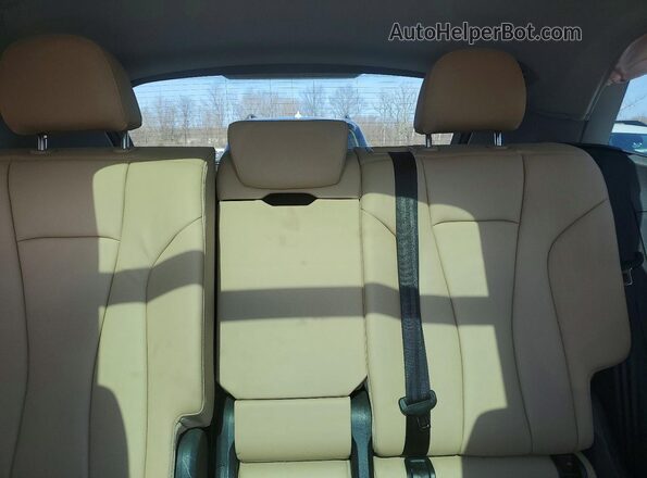 WA1AVBF19PD023694 2023 AUDI Q8 White Հետևի նստատեղերի տեսք