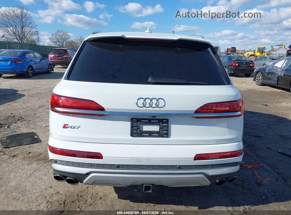 WA1AWBF78MD023957 2021 AUDI SQ7 White 