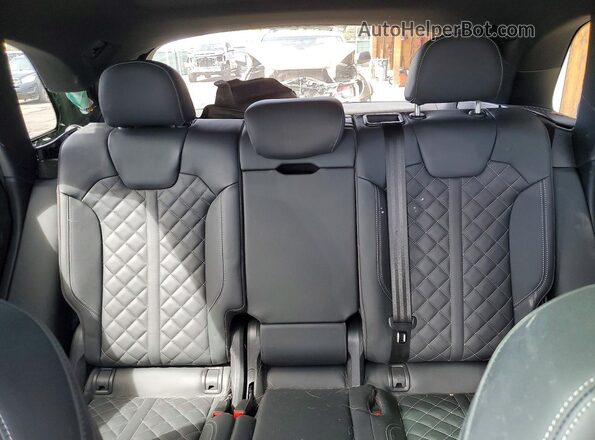 WA1B4AFY4S2032550 2025 AUDI SQ5 Зеленый Вид задних сидений