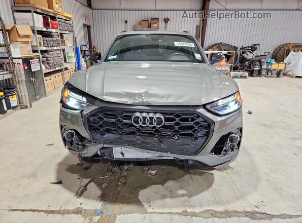 WA1B4AFY5R2052283 2024 AUDI SQ5 Серый Вид спереди