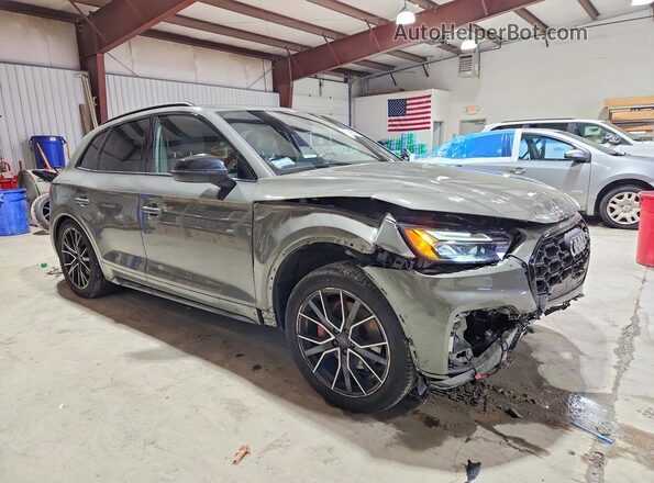 WA1B4AFY5R2052283 2024 AUDI SQ5 Серый Передняя правая четверть