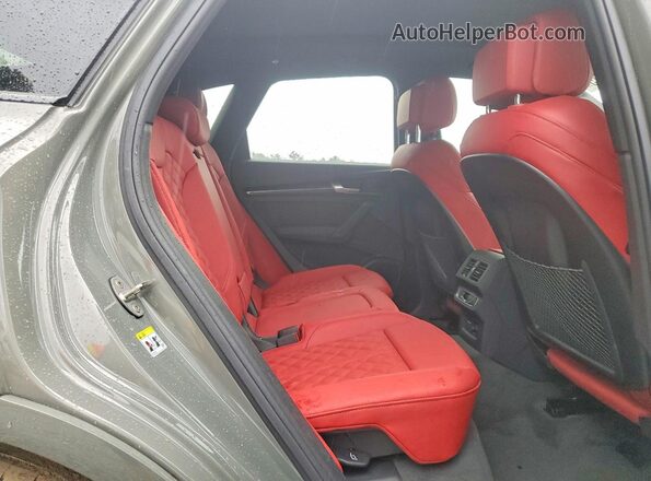 WA1B4AFY9P2185657 2023 AUDI SQ5 Gray Vista interior trasera