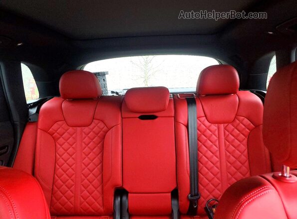 WA1B4AFY9P2185657 2023 AUDI SQ5 Gray Vista de los asientos traseros