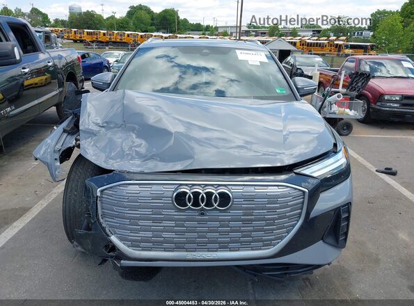 WA1B5BFZ2SP043609 2025 AUDI Q4 Gray Սարքավորումների վահանակի տեսք