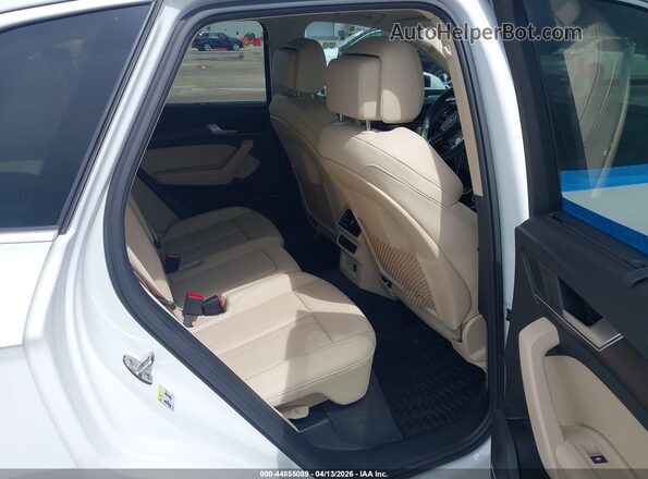 WA1BBAFY8P2189852 2023 AUDI Q5 White VIN sticker view