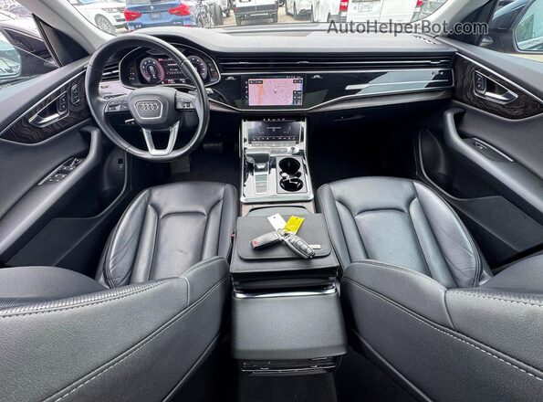 WA1BVAF1XKD015613 2019 AUDI Q8 Black Вид щитка приладів