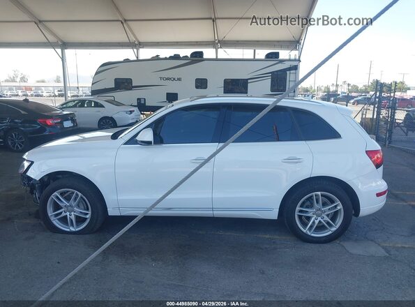 WA1C2AFP0HA098755 2017 AUDI Q5 Белый 