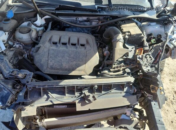 WA1DECF30L1123747 2020 AUDI Q3 White Вид задньої частини салону