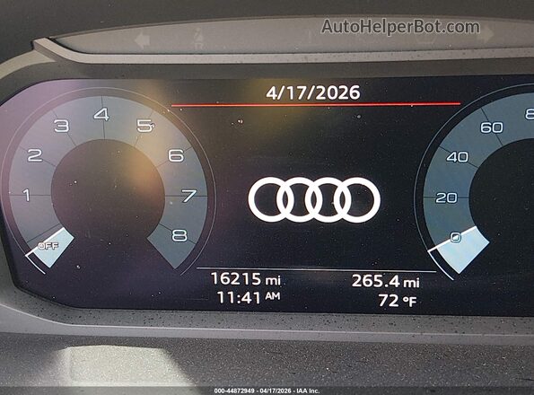 WA1DECF30R1171144 2024 AUDI Q3 Белый 