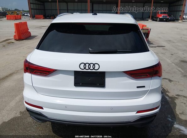 WA1DECF30R1171144 2024 AUDI Q3 Белый 