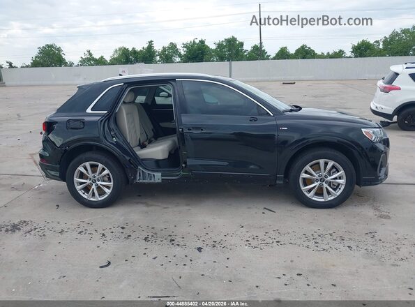 WA1DECF32S1077451 2025 AUDI Q3 Black უკანა სალონის ხედი