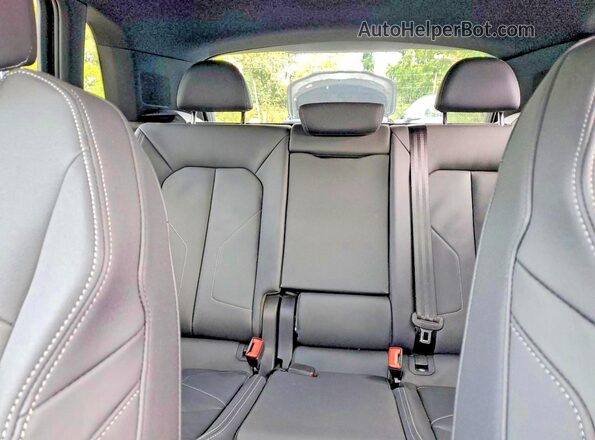 WA1DECF33S1008087 2025 AUDI Q3 Blue Rear seats view