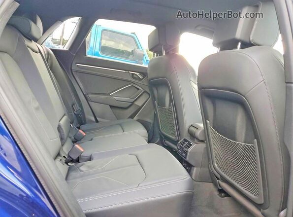 WA1DECF33S1008087 2025 AUDI Q3 Blue Rear interior view