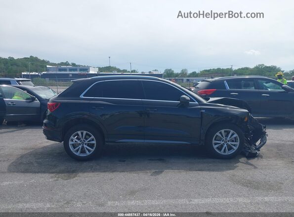WA1DECF34N1131546 2022 AUDI Q3 Черный Вид задней части салона