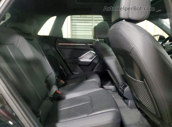 WA1DECF35L1012868 2020 AUDI Q3 Black Вид задньої частини салону