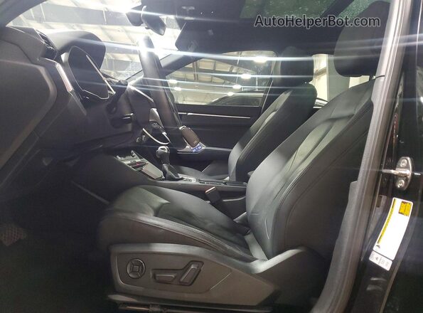 WA1DECF35L1012868 2020 AUDI Q3 Black Вид салону спереду