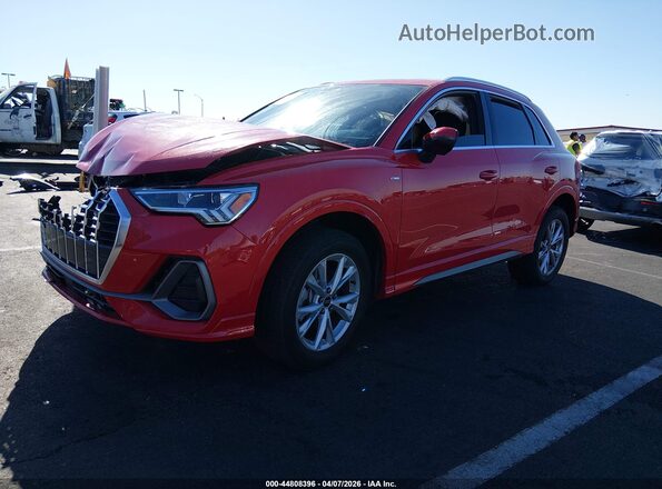 WA1DECF35R1102644 2024 AUDI Q3 Red Передня ліва чверть