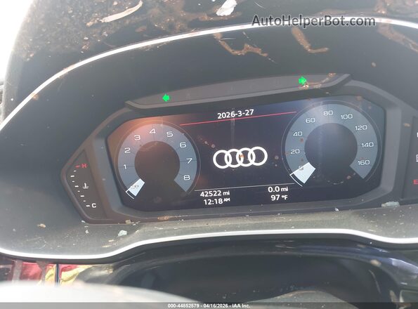 WA1DECF36M1028272 2021 AUDI Q3 White Widok tylnych siedzeń