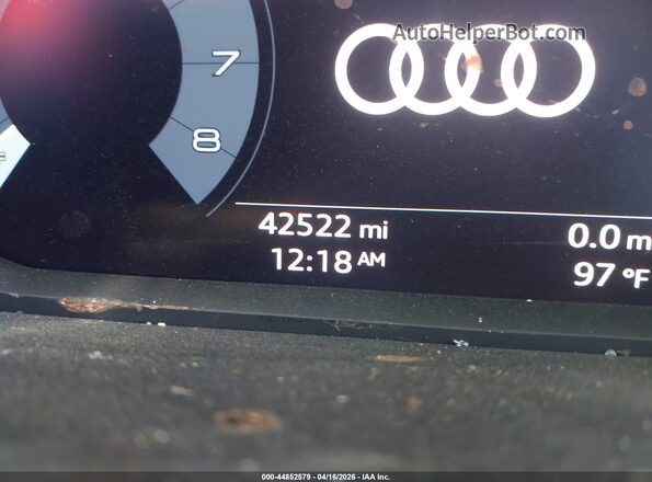 WA1DECF36M1028272 2021 AUDI Q3 White Widok wnętrza 360 stopni