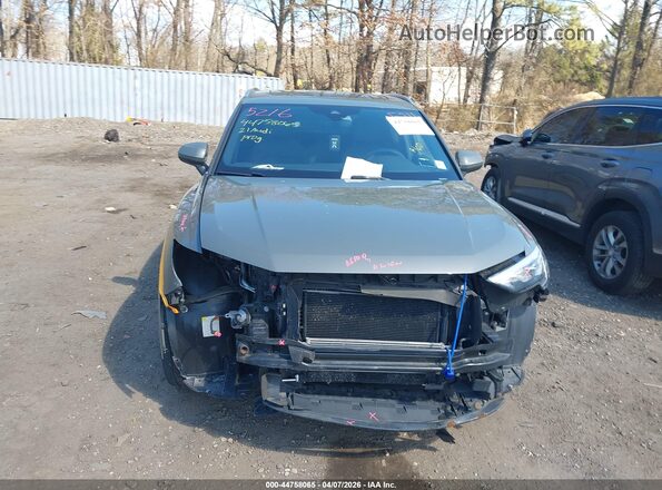 WA1DECF37M1056131 2021 AUDI Q3 Gray Widok z przodu