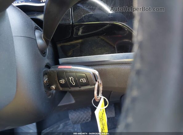 WA1DECF37P1133441 2023 AUDI Q3 White Dashboard view