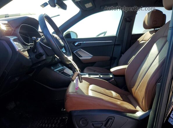 WA1DECF38L1009463 2020 AUDI Q3 Black Front interior view