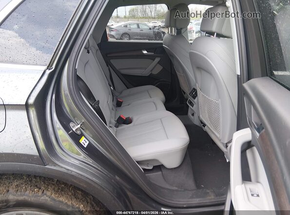 WA1E2AFY2R2023052 2024 AUDI Q5 Gray VIN კოდის სტიკერის ხედი