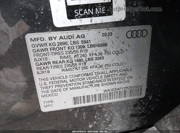 WA1E2AFY2R2023052 2024 AUDI Q5 Gray ძრავის განყოფილების ხედი