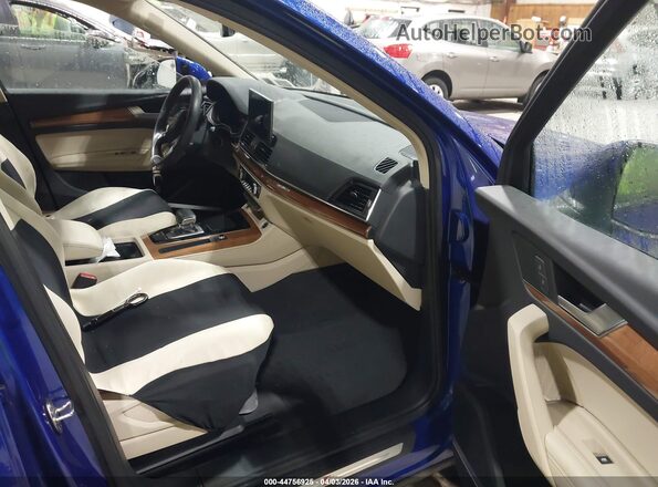 WA1E2AFY8P2062287 2023 AUDI Q5 Blue Vista interior delantera