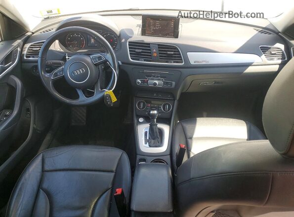 WA1ECCFS0HR008172 2017 AUDI Q3 White Вид панелі приладів