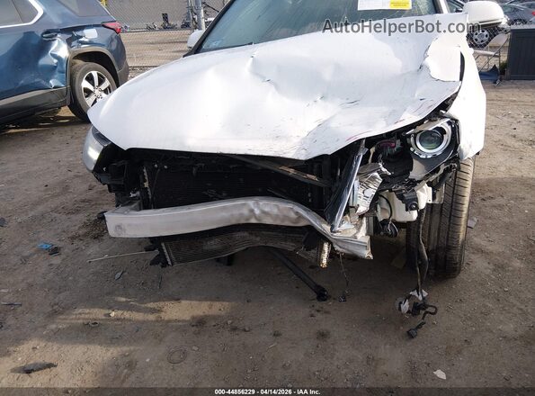 WA1ECCFS3JR026543 2018 AUDI Q3 Белый Вид спереди