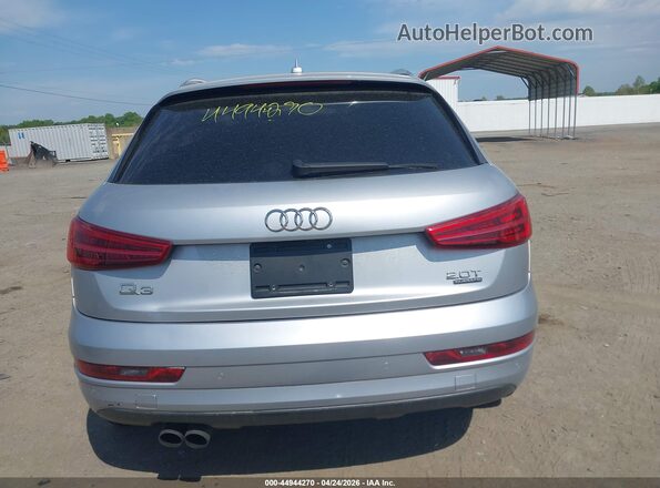 WA1ECCFS6JR014581 2018 AUDI Q3 Silver 