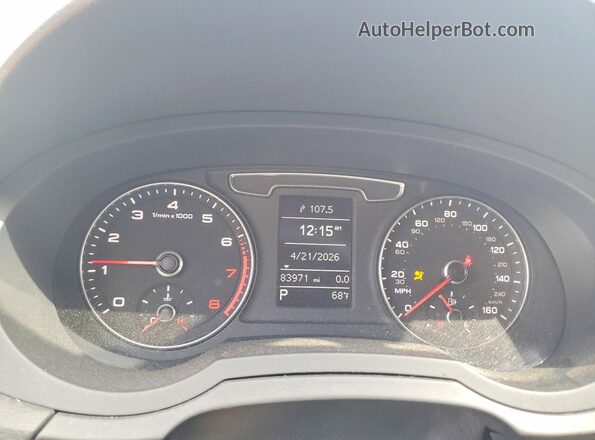 WA1ECCFS7JR021684 2018 AUDI Q3 Black Вид щитка приладів