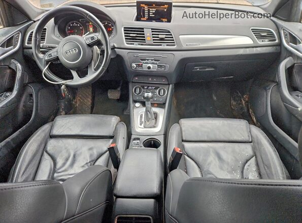WA1ECCFSXJR003096 2018 AUDI Q3 Gray Widok deski rozdzielczej