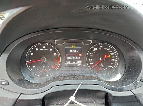 WA1ECCFSXJR003096 2018 AUDI Q3 Gray Widok zestawu wskaźników