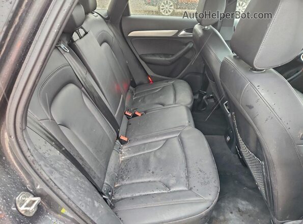 WA1ECCFSXJR003096 2018 AUDI Q3 Gray Widok wnętrza z tyłu