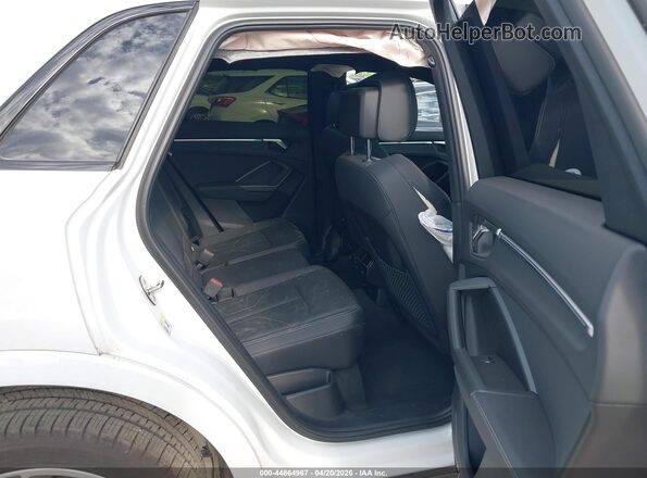 WA1EECF30R1167065 2024 AUDI Q3 White Вид наклейки з VIN-кодом
