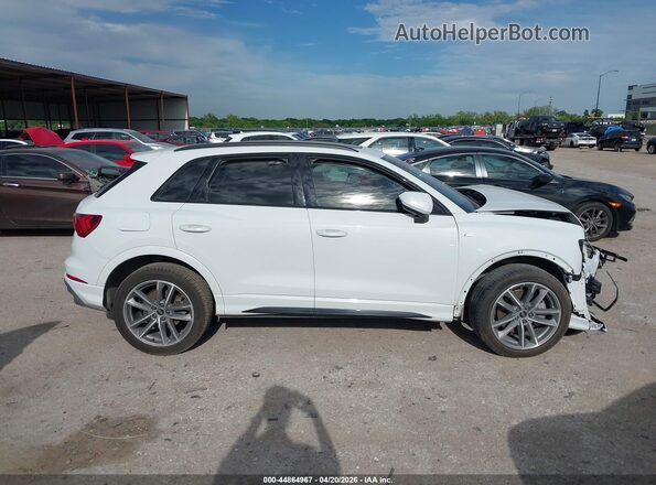 WA1EECF30R1167065 2024 AUDI Q3 White Вид задньої частини салону