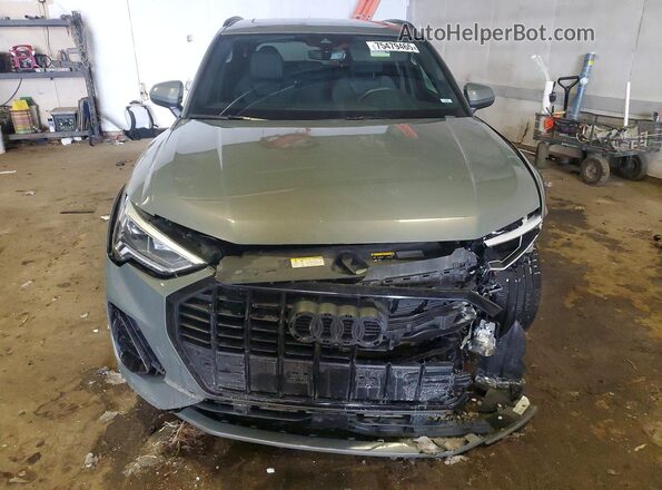 WA1EECF32N1141013 2022 AUDI Q3 Gray Вид спереду