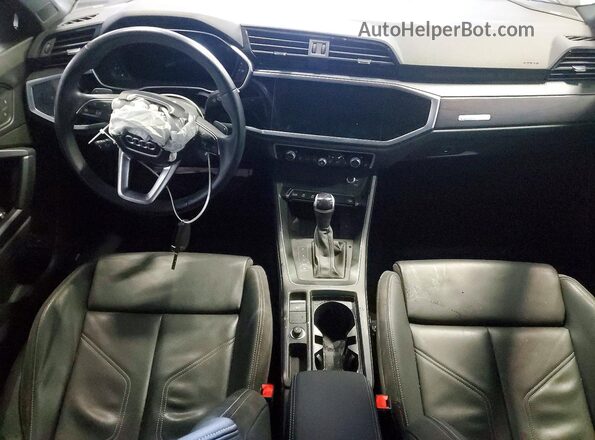 WA1EECF32N1141013 2022 AUDI Q3 Gray Вид панелі приладів