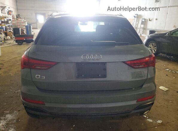WA1EECF32N1141013 2022 AUDI Q3 Gray Вид ззаду