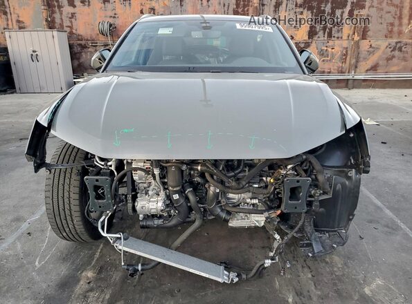 WA1EECF34R1199727 2024 AUDI Q3 Серый Вид спереди